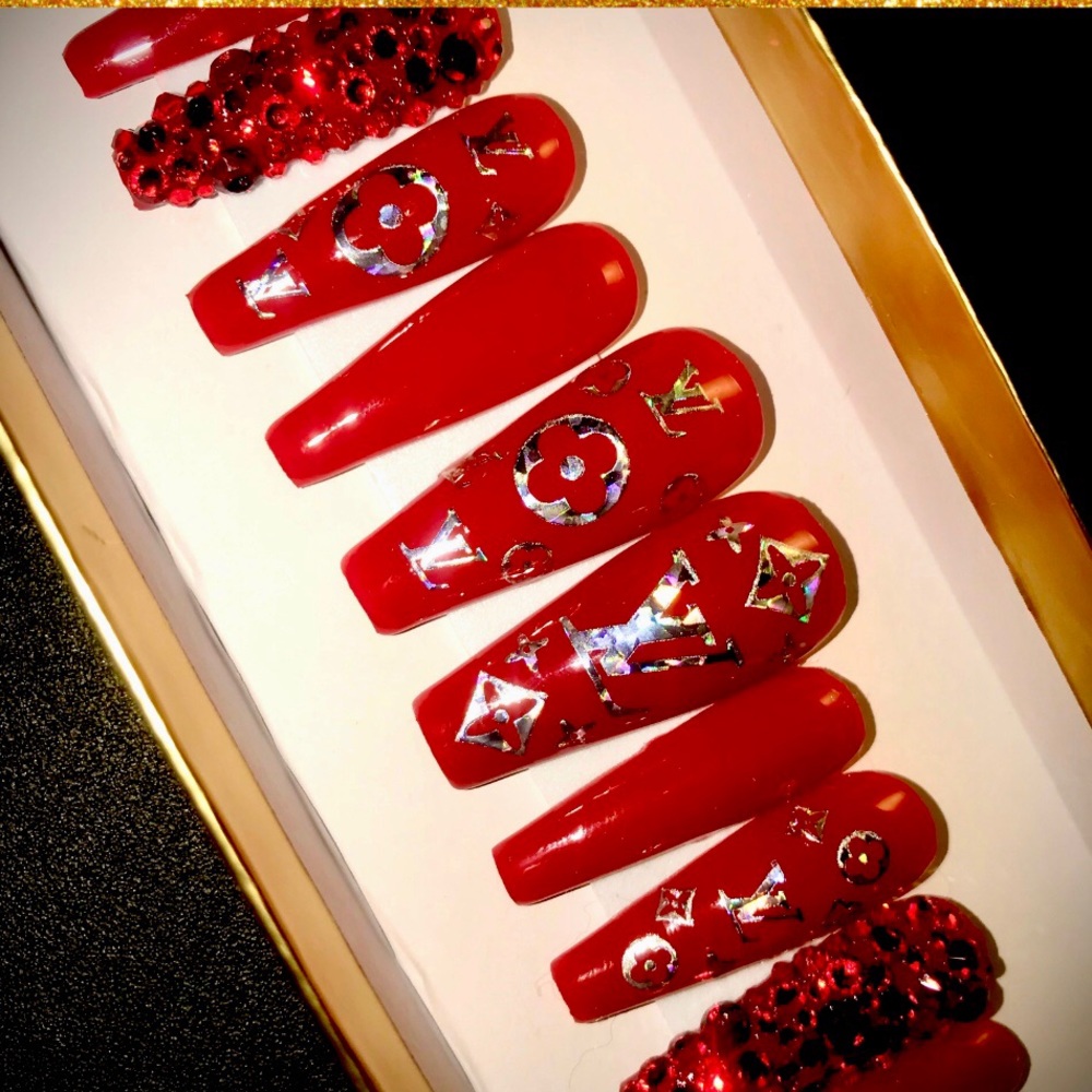 Red crystal Press-on Nails - Picture 3 of 3